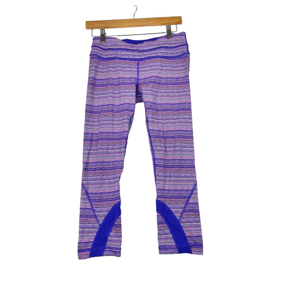 Lululemon Cropped Striped Leggings size 6 Purple